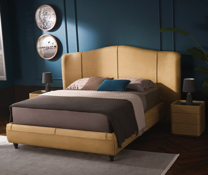 Кровать с изголовьем Camira
